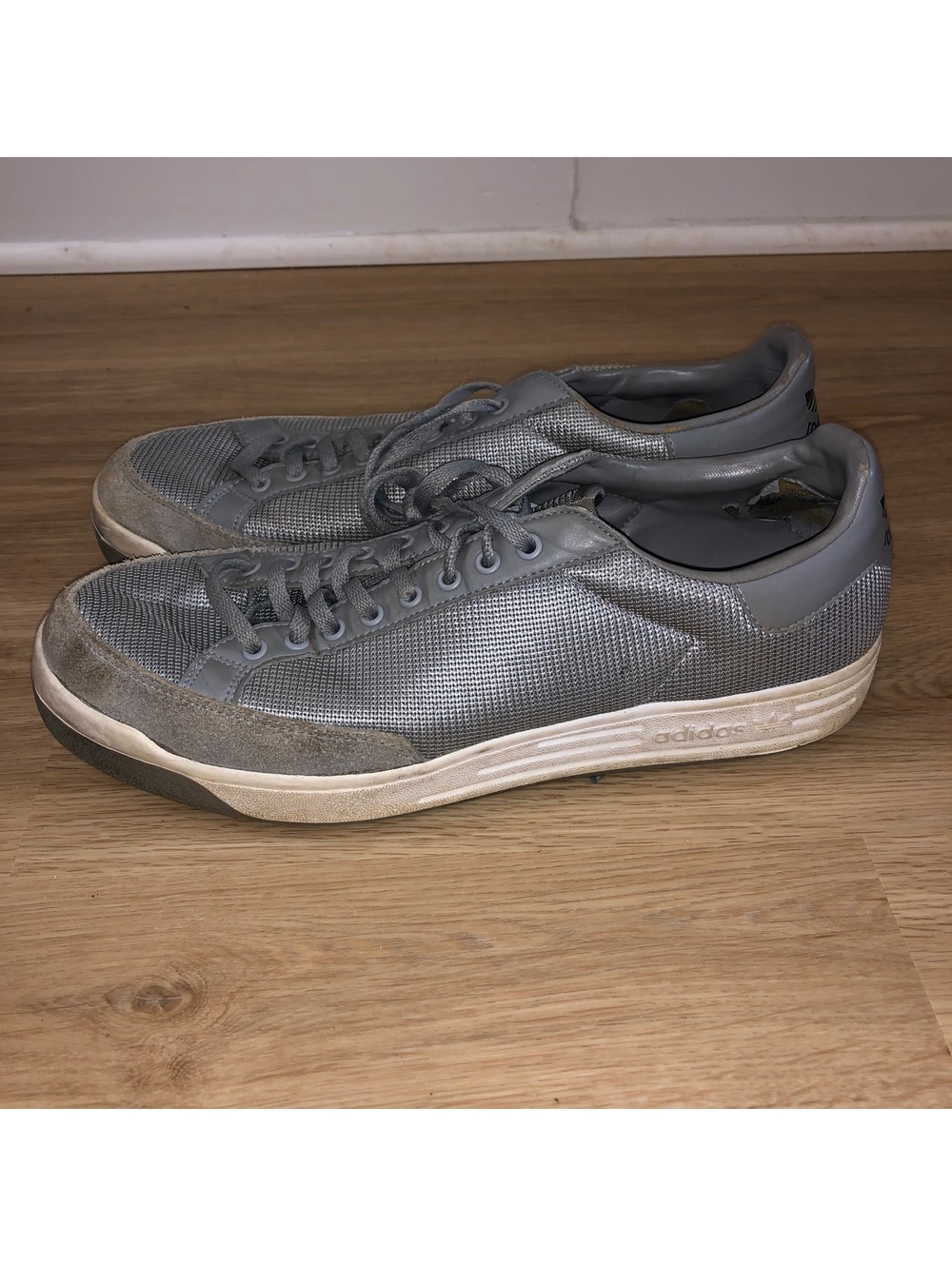 ADIDAS ORIGINALS CUSTOM ROD LAVER GRAY WHITE 2015 RARE SNEAKERS MENS SIZE 11.5